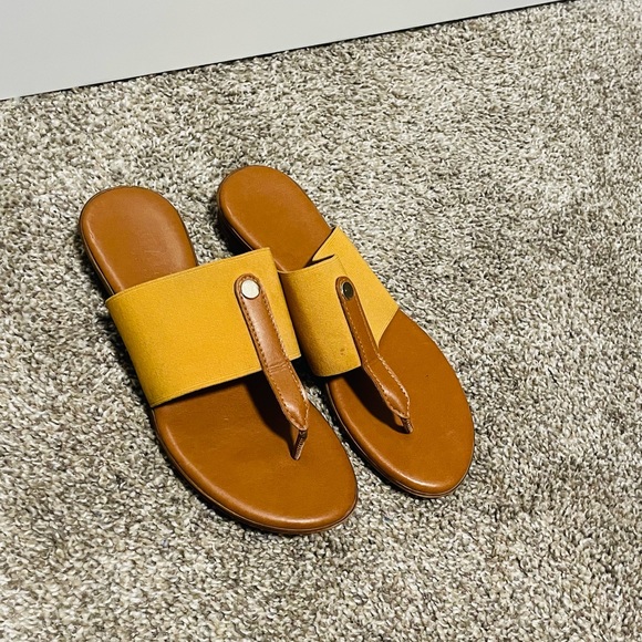 Women sandal - Picture 3 of 3